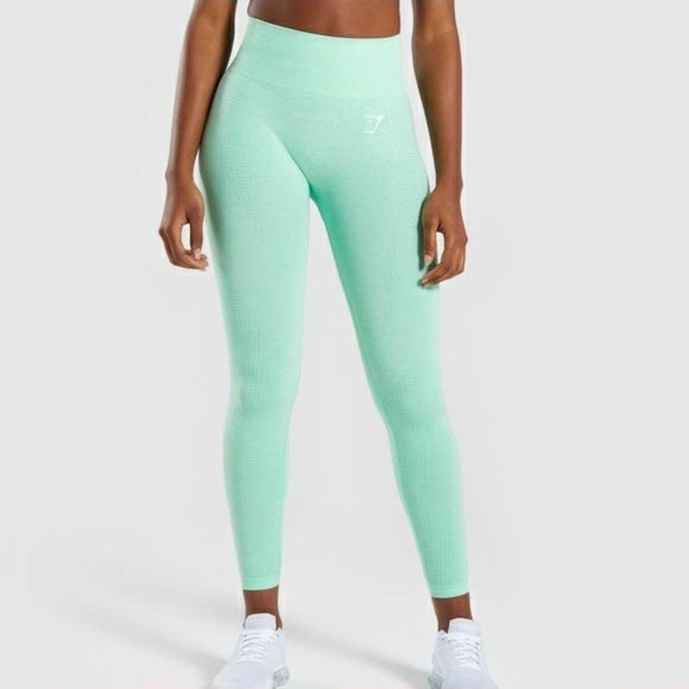 Gymshark Pistachio Green Vital Seamless Leggings Size SMALL